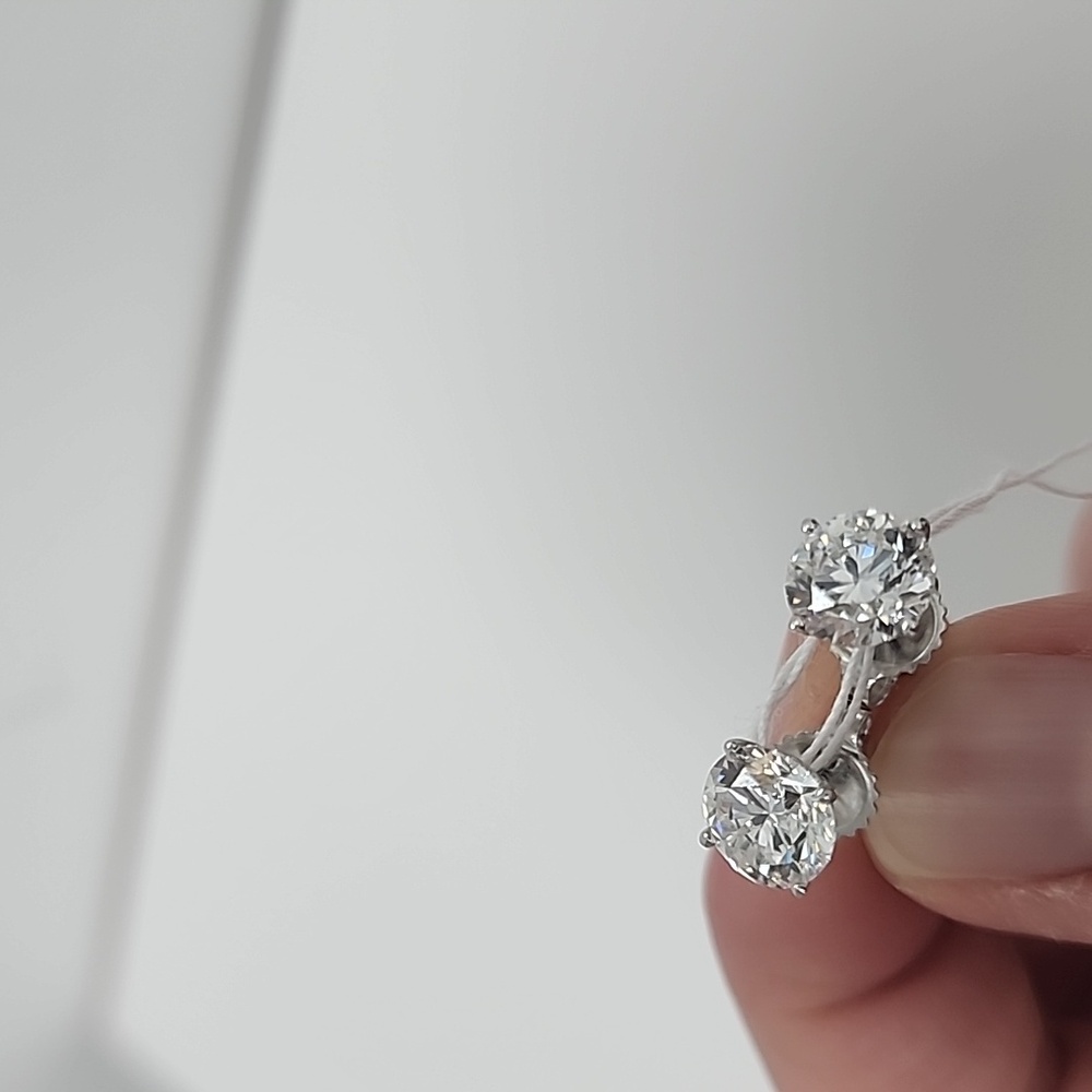 3.15 CTW Lab-Grown Diamond NWT 14K White Gold Round Stud Earrings F-VS1 4 Prongs - Picture 4 of 4